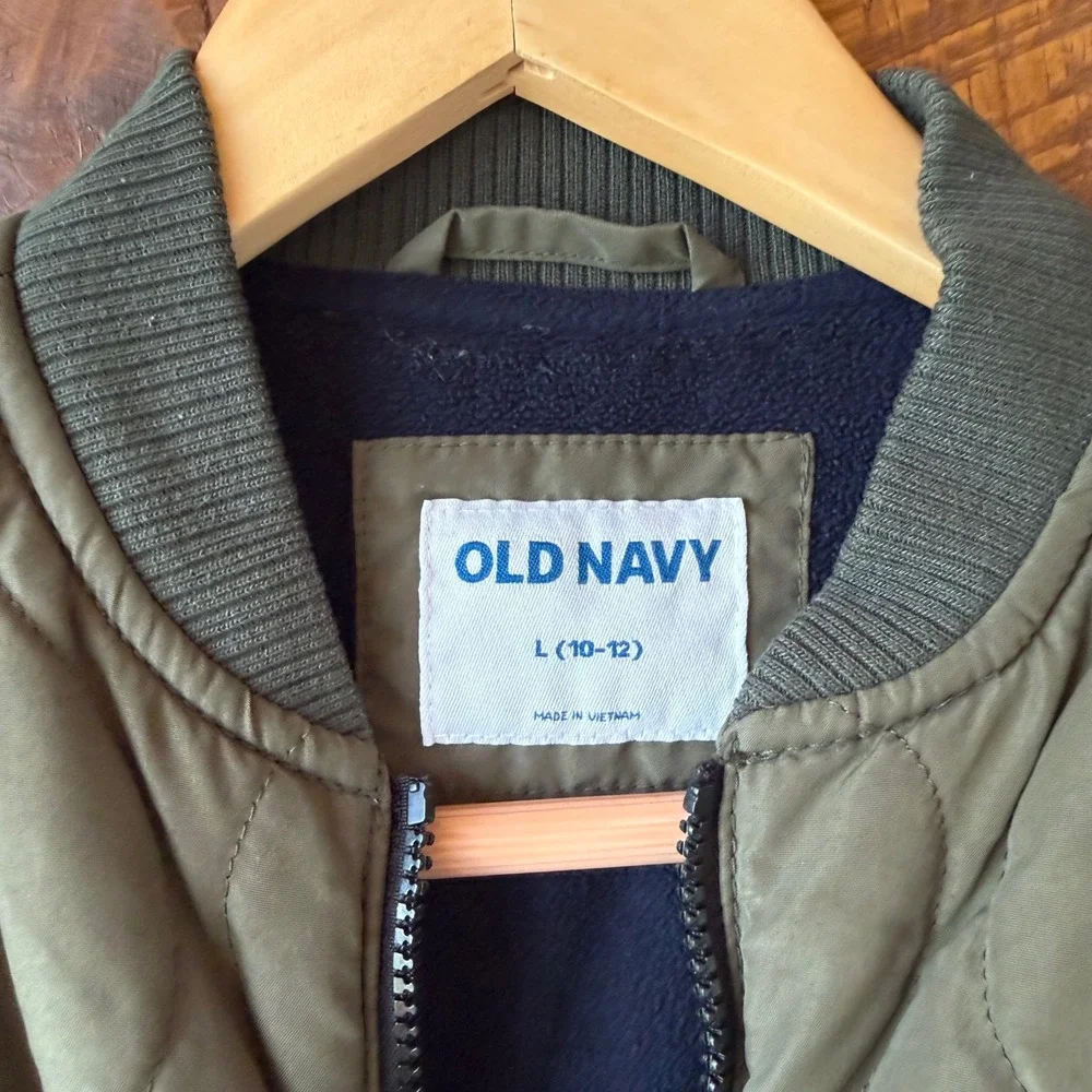 Old Navy Quilted Puffer Vest Kids Large 10-12 Olive Green Fleece Lined Zip Up